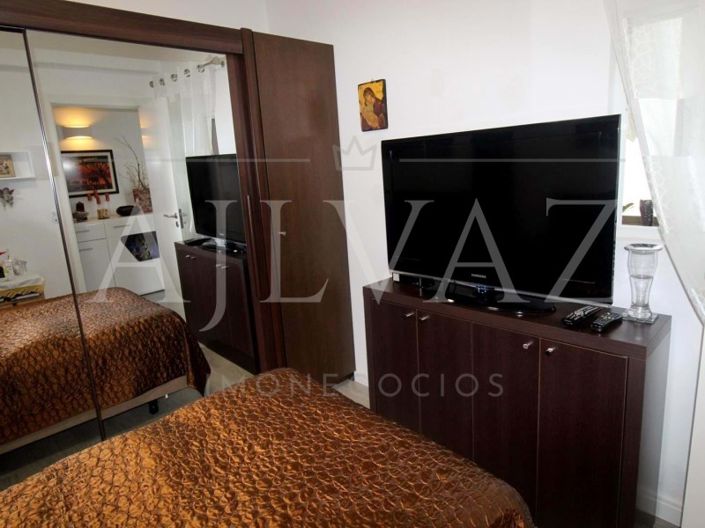 Image No.25-4 Bed Apartment for sale