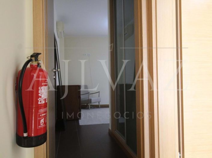 Image No.13-2 Bed House for sale