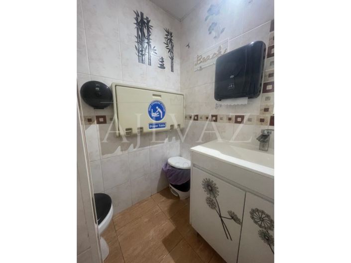 Image No.10-2 Bed Restaurant for sale