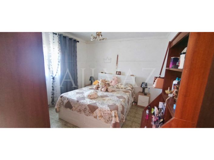 Image No.20-3 Bed House for sale