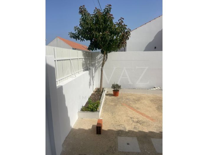 Image No.13-3 Bed House for sale