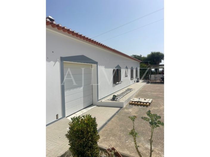 Image No.7-3 Bed House for sale