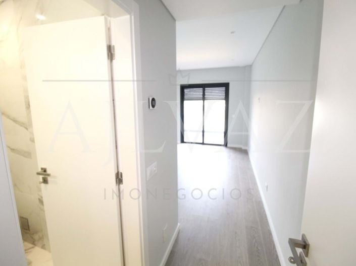 Image No.23-2 Bed Apartment for sale