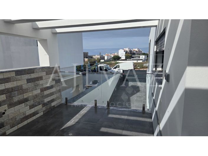 Image No.60-Maison de 4 chambres à vendre à Sines