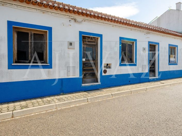 Image No.33-6 Bed House for sale