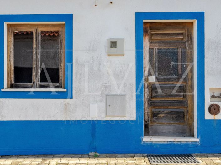 Image No.35-6 Bed House for sale