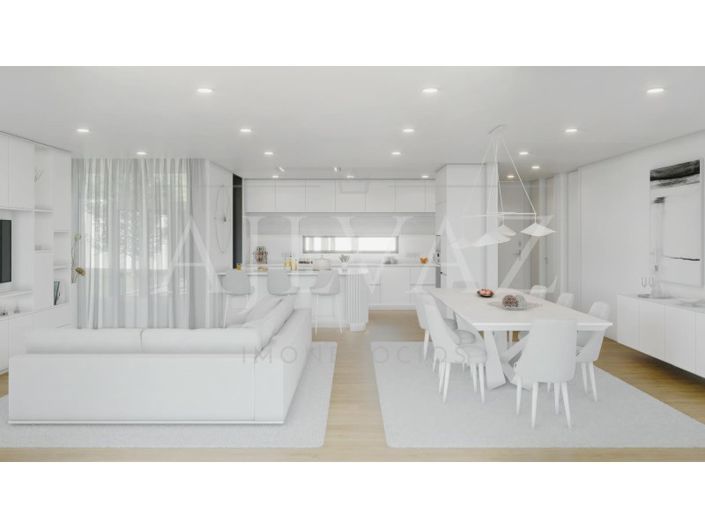 Image No.9-3 Bed House for sale