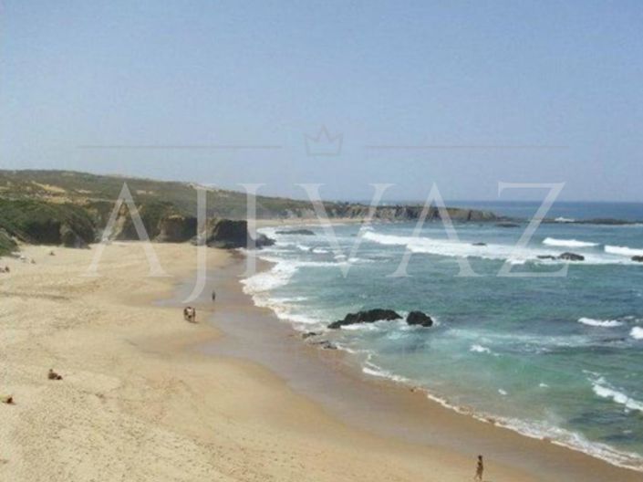 Image No.21-3 Bed House for sale