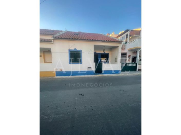 Image No.3-3 Bed House for sale