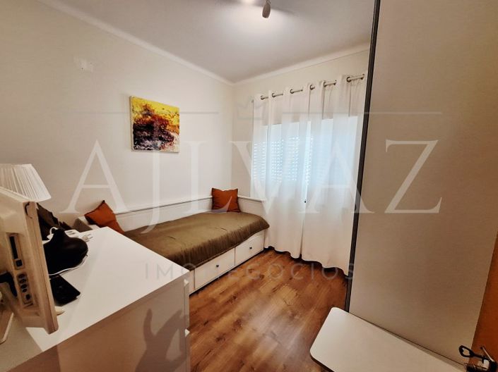 Image No.10-3 Bed Apartment for sale