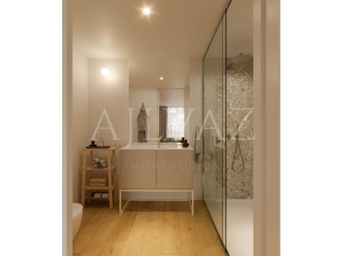 Image No.11-1 Bed Apartment for sale