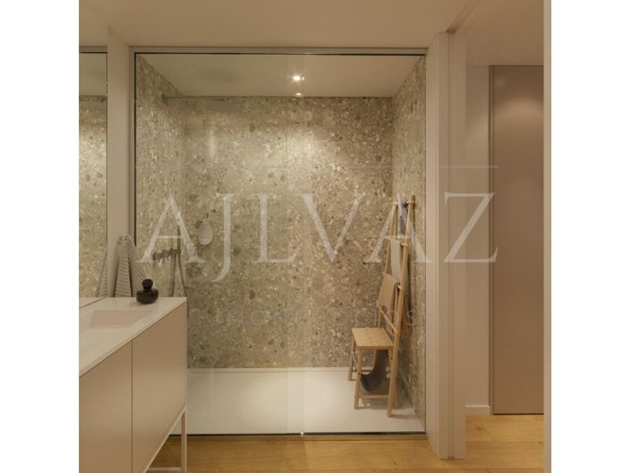 Image No.11-3 Bed Apartment for sale