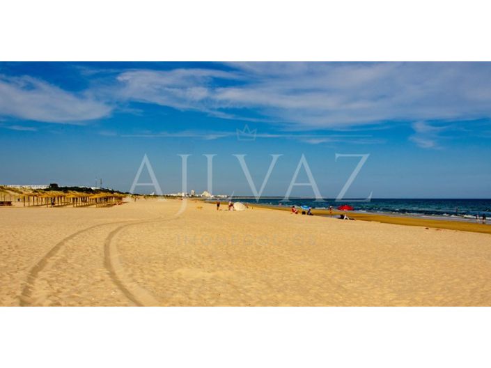 Image No.56-5 Bed House for sale