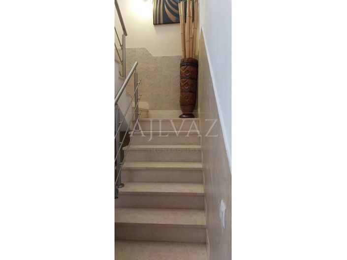 Image No.14-5 Bed House for sale