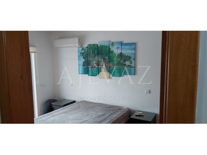 Image No.20-5 Bed House for sale