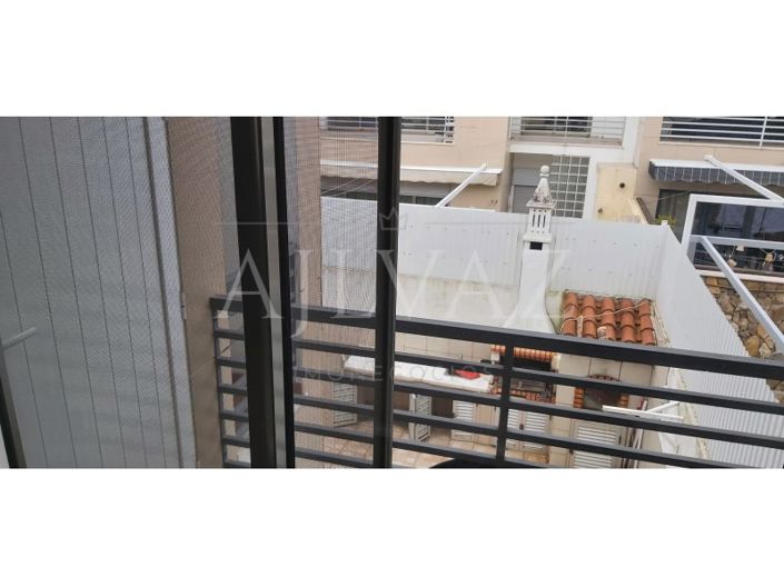 Image No.22-5 Bed House for sale