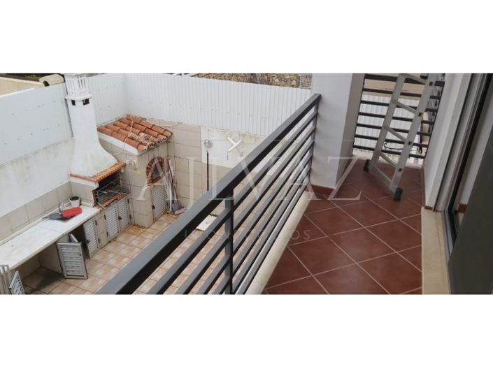 Image No.23-5 Bed House for sale