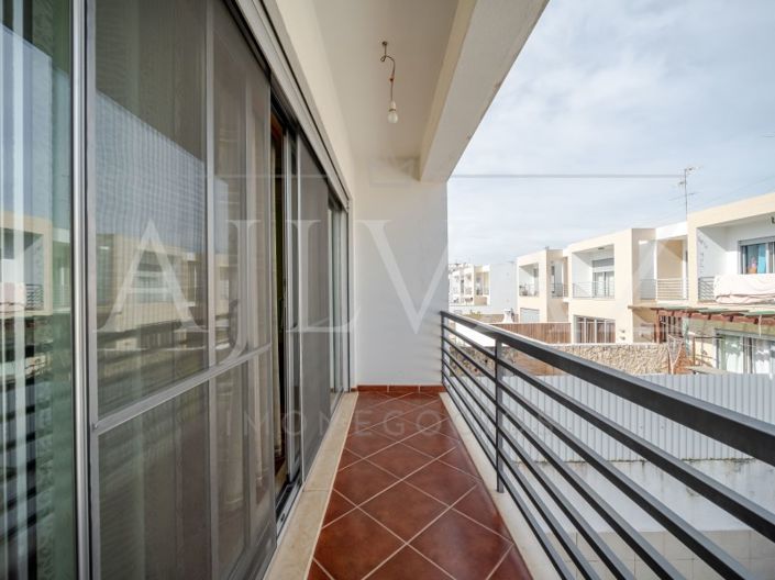 Image No.25-5 Bed House for sale