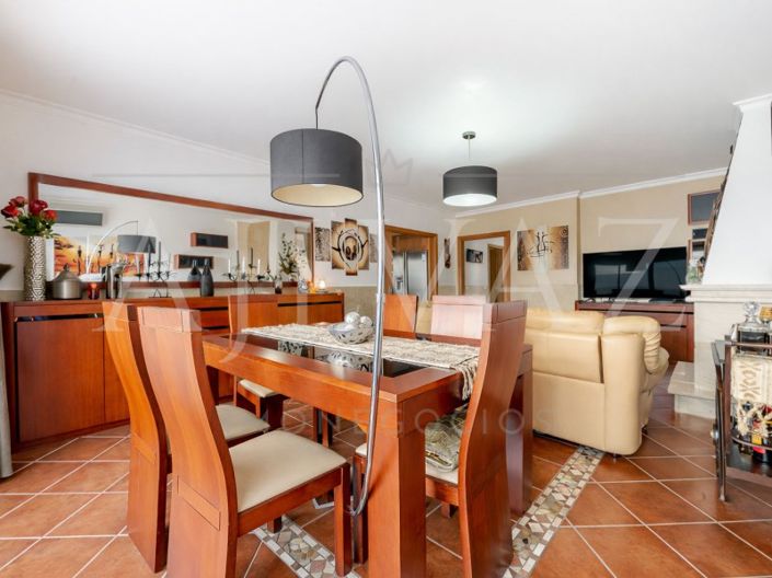 Image No.4-5 Bed House for sale