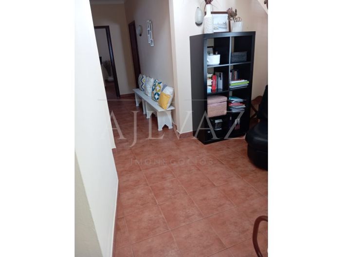 Image No.16-3 Bed House for sale