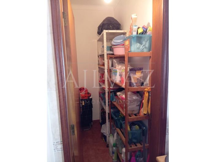 Image No.17-3 Bed House for sale