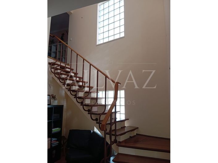 Image No.18-3 Bed House for sale