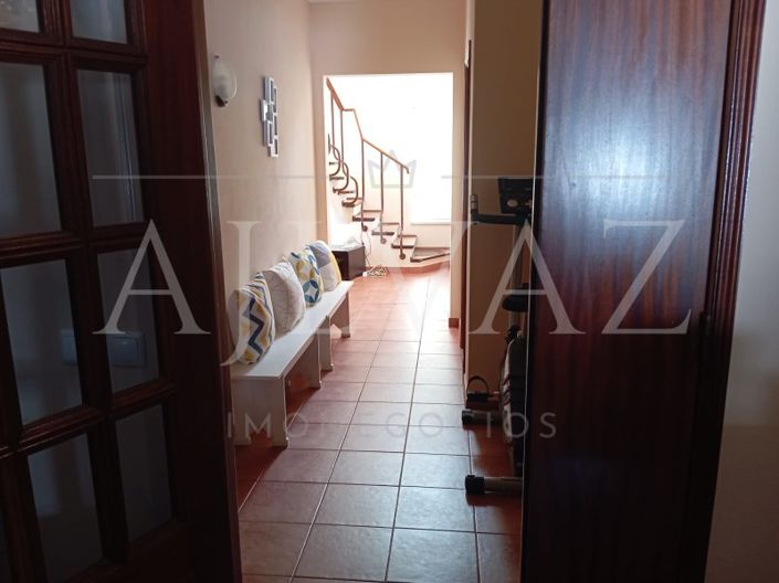 Image No.21-3 Bed House for sale