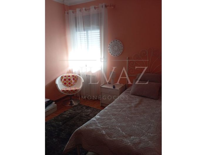 Image No.24-3 Bed House for sale