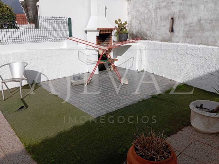 Image No.35-3 Bed House for sale