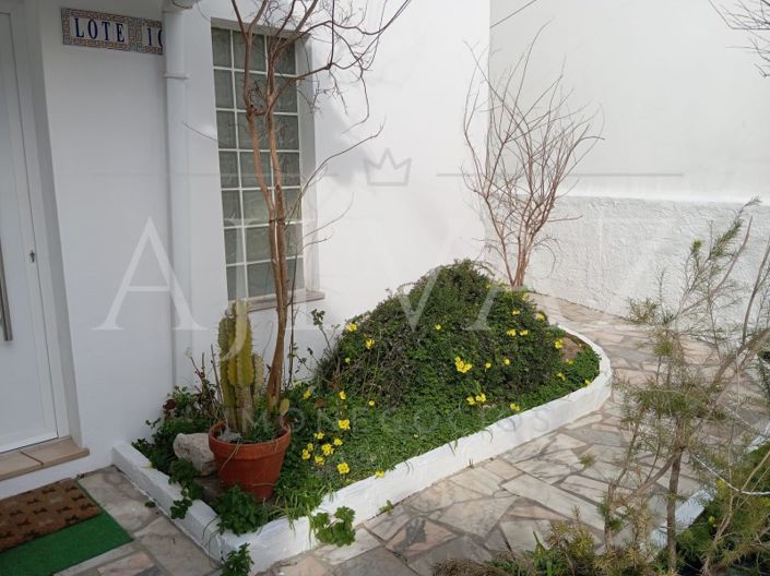 Image No.36-3 Bed House for sale