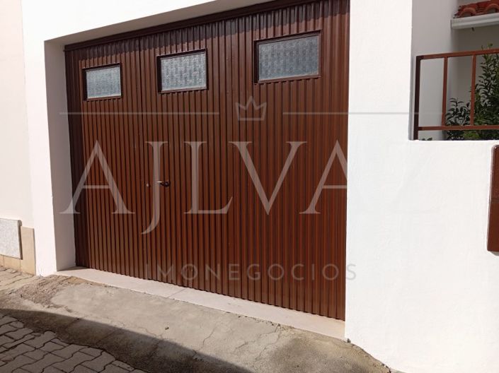 Image No.38-3 Bed House for sale