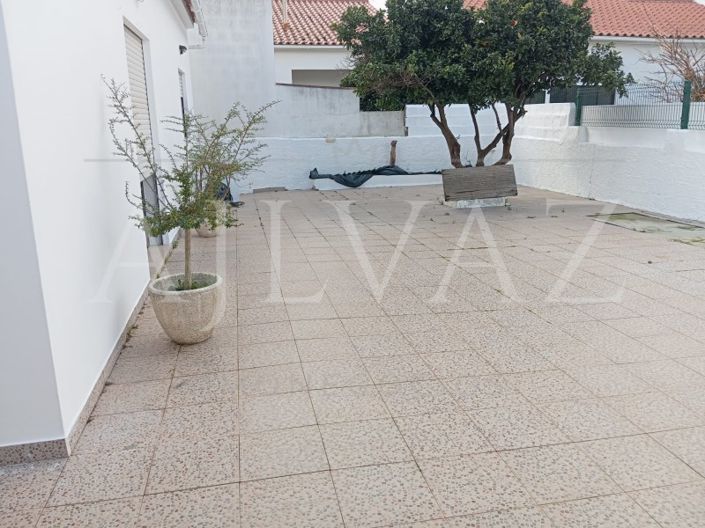 Image No.45-3 Bed House for sale