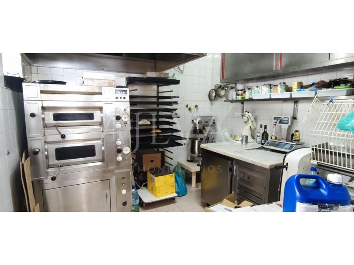 Image No.12-Bar for sale