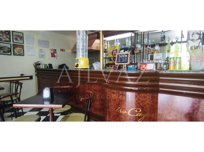 Image No.22-Bar for sale