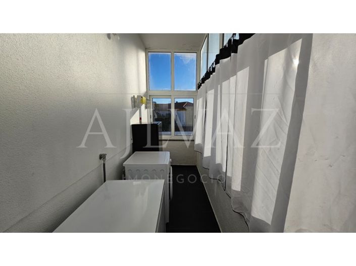 Image No.21-2 Bed Apartment for sale