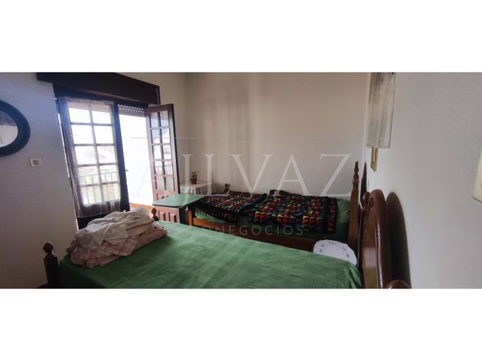 Image No.15-5 Bed House for sale