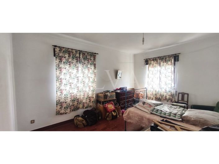 Image No.20-5 Bed House for sale