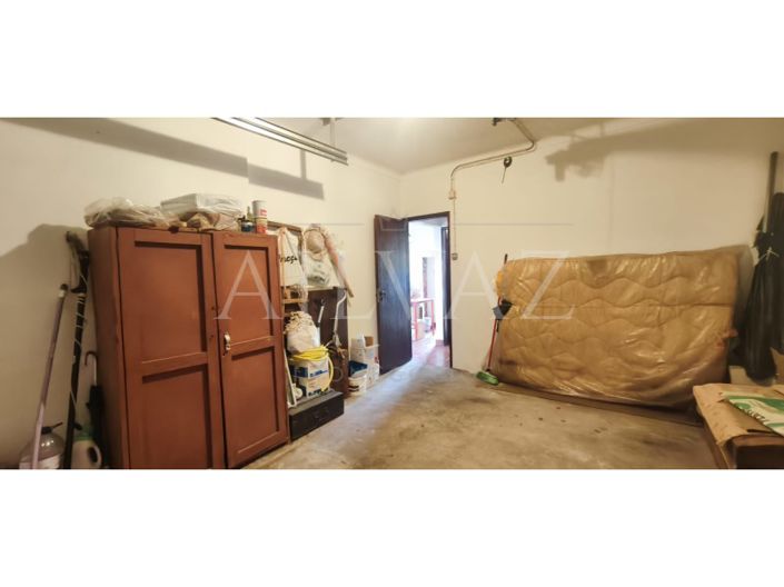 Image No.29-5 Bed House for sale