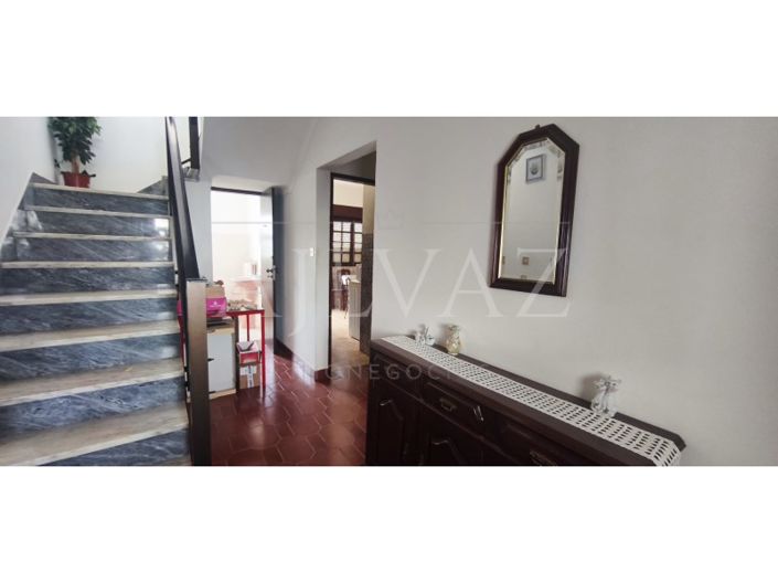 Image No.9-5 Bed House for sale