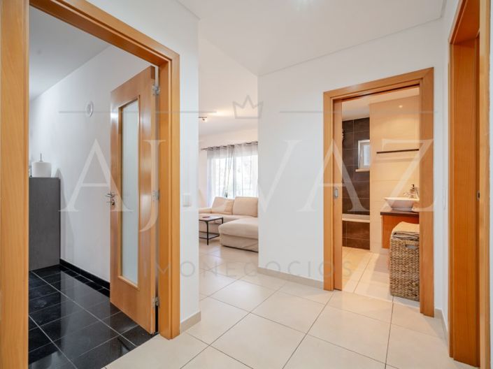 Image No.20-1 Bed Apartment for sale