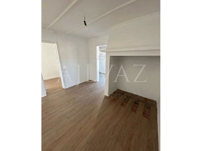 Image No.12-5 Bed House for sale