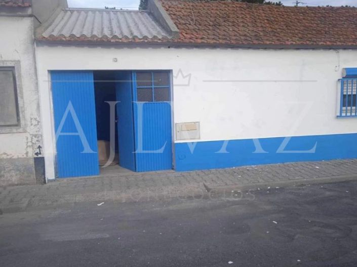 Image No.4-5 Bed House for sale