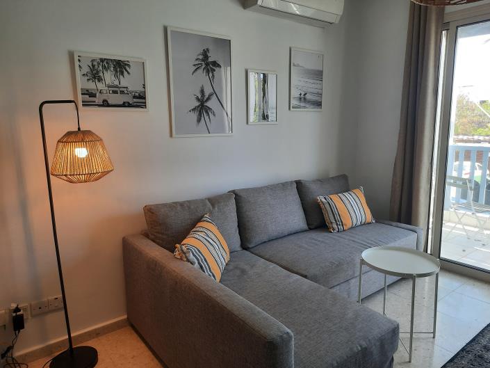 Image No.12-2 Bed Apartment for sale