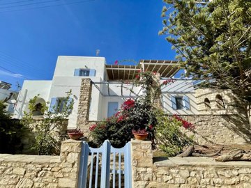 1 - Paros, House