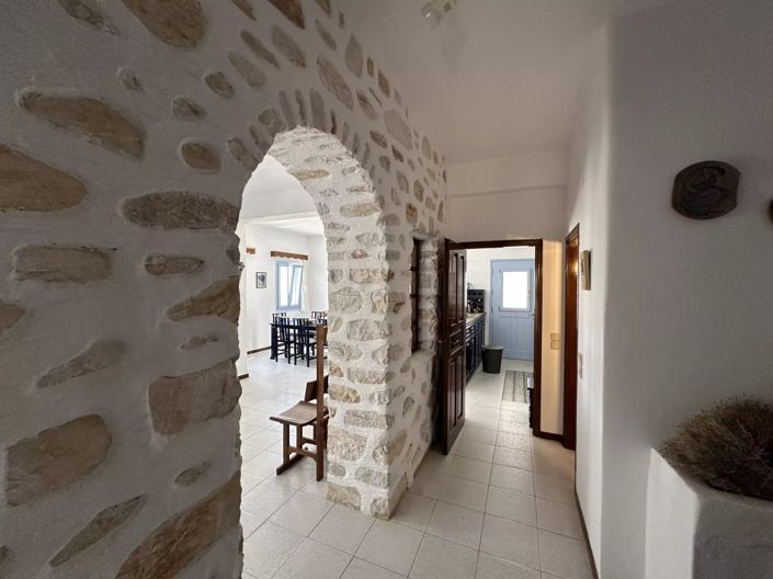 Image No.25-Maison de 4 chambres à vendre à Paros