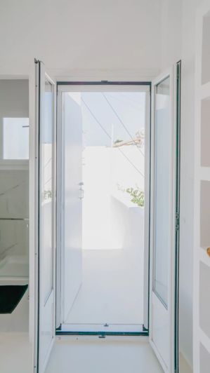 Image No.15-2 Bed House for sale