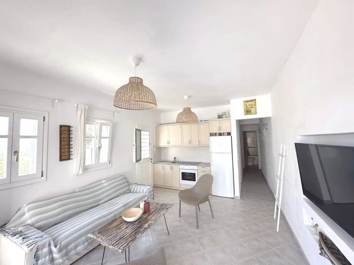 Image No.6-Maison de 2 chambres à vendre à Paros