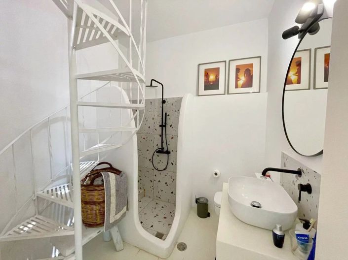 Image No.11-1 Bed House for sale