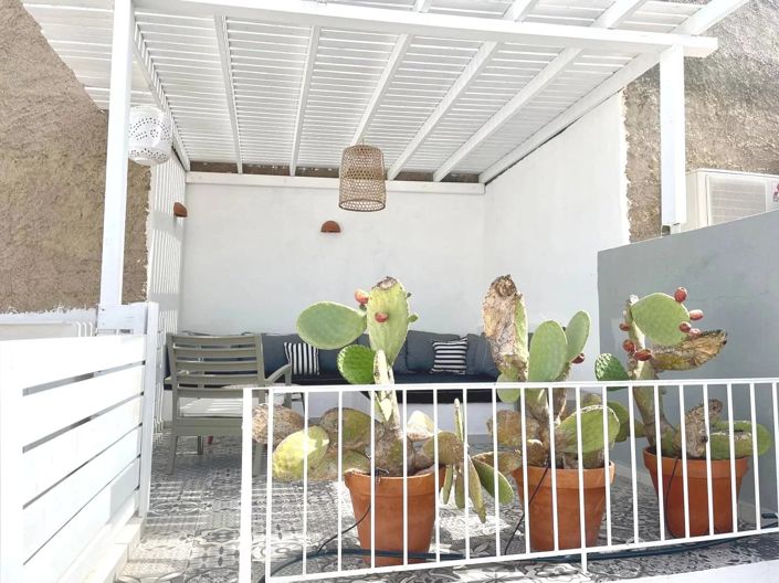 Image No.14-1 Bed House for sale