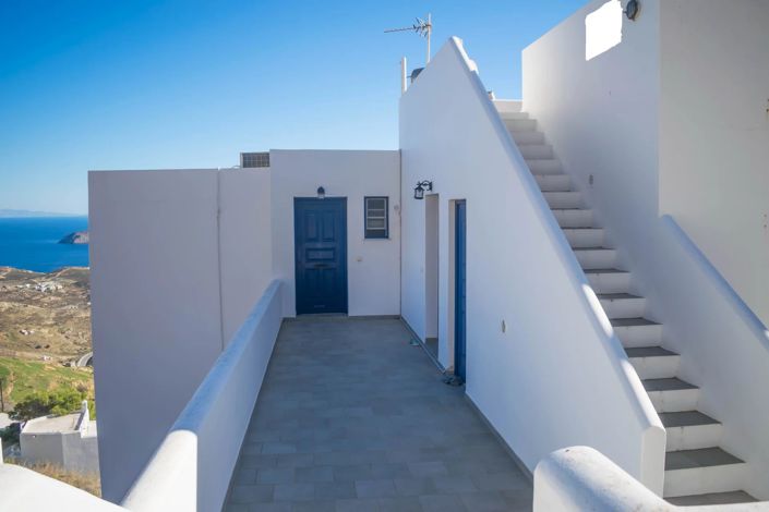 Image No.4-2 Bed House for sale